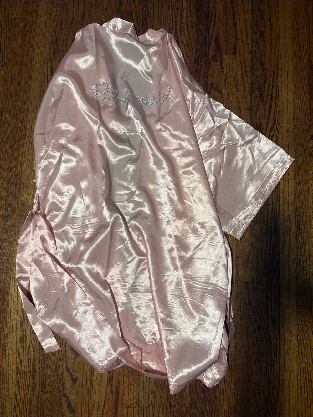 Bridesmaid robe in pink